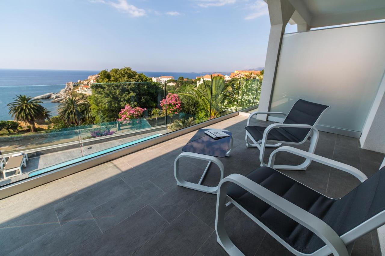 Hotel Villa R كالفي المظهر الخارجي الصورة