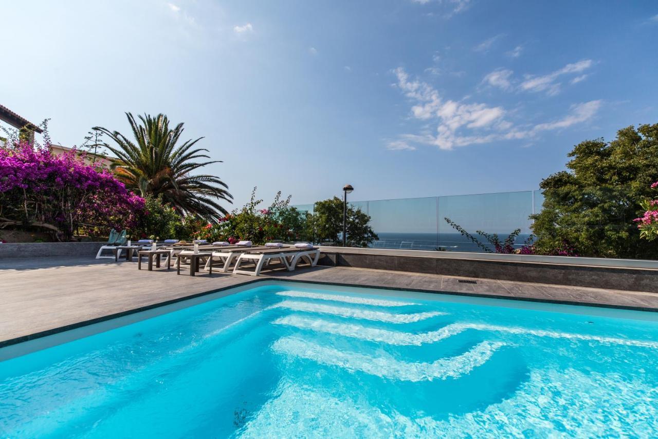 Hotel Villa R كالفي المظهر الخارجي الصورة