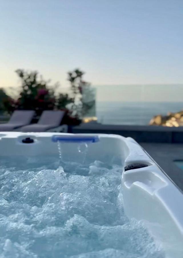 Hotel Villa R كالفي المظهر الخارجي الصورة