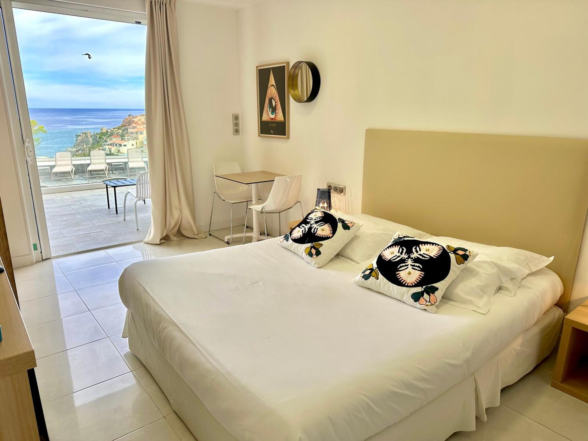 Hotel Villa R كالفي المظهر الخارجي الصورة